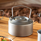 The Summit Kettle: Ultralight 980ml Titanium Pot